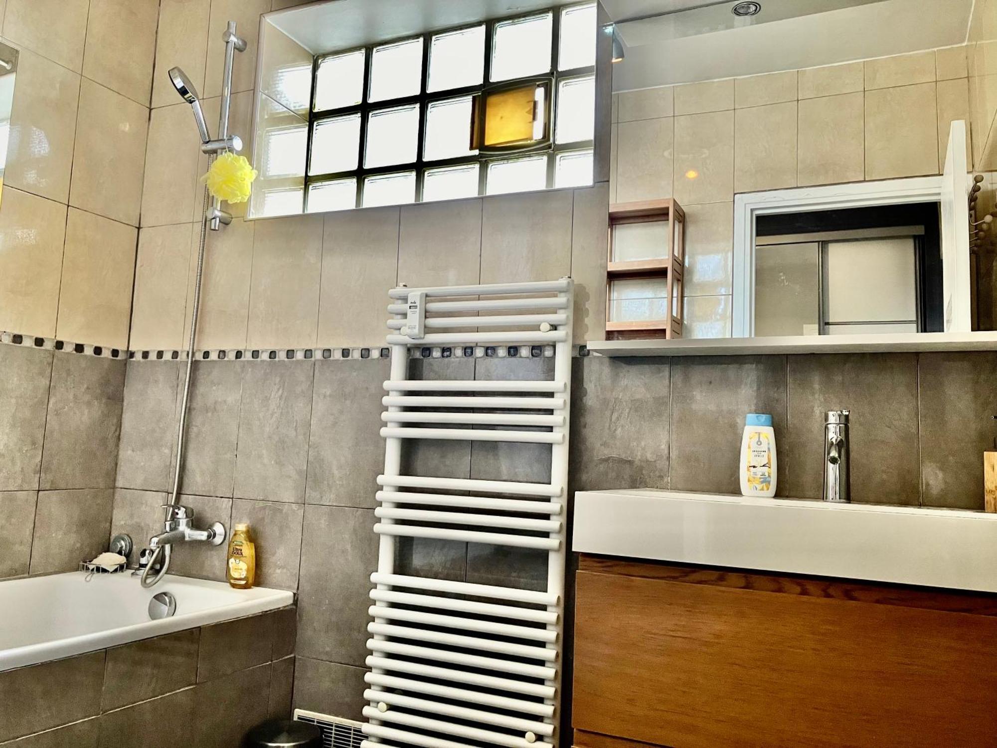 Parisian Lounge 8 Pers Front Station Apartment Вилмомбл Екстериор снимка